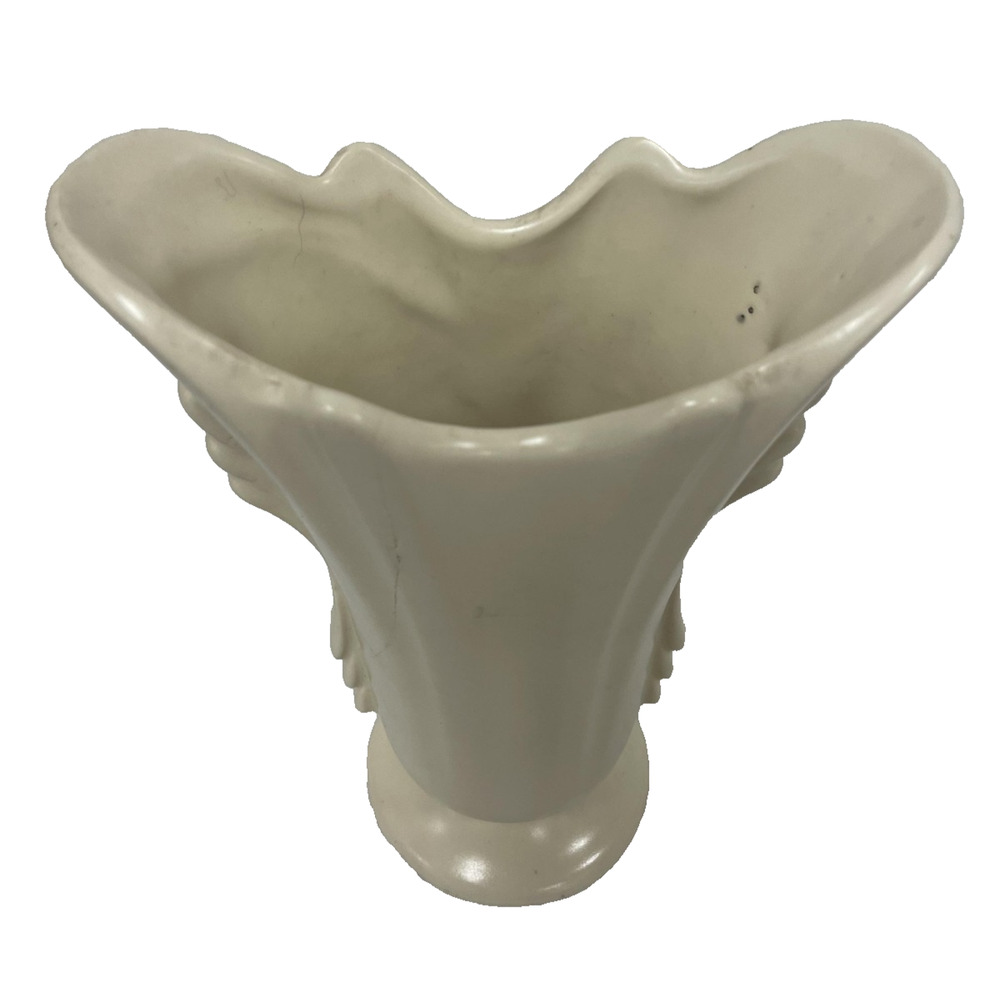 Shawnee Pottery Art Deco Table Vase Cream Mid-Century Modernism Matte Finish VTF
